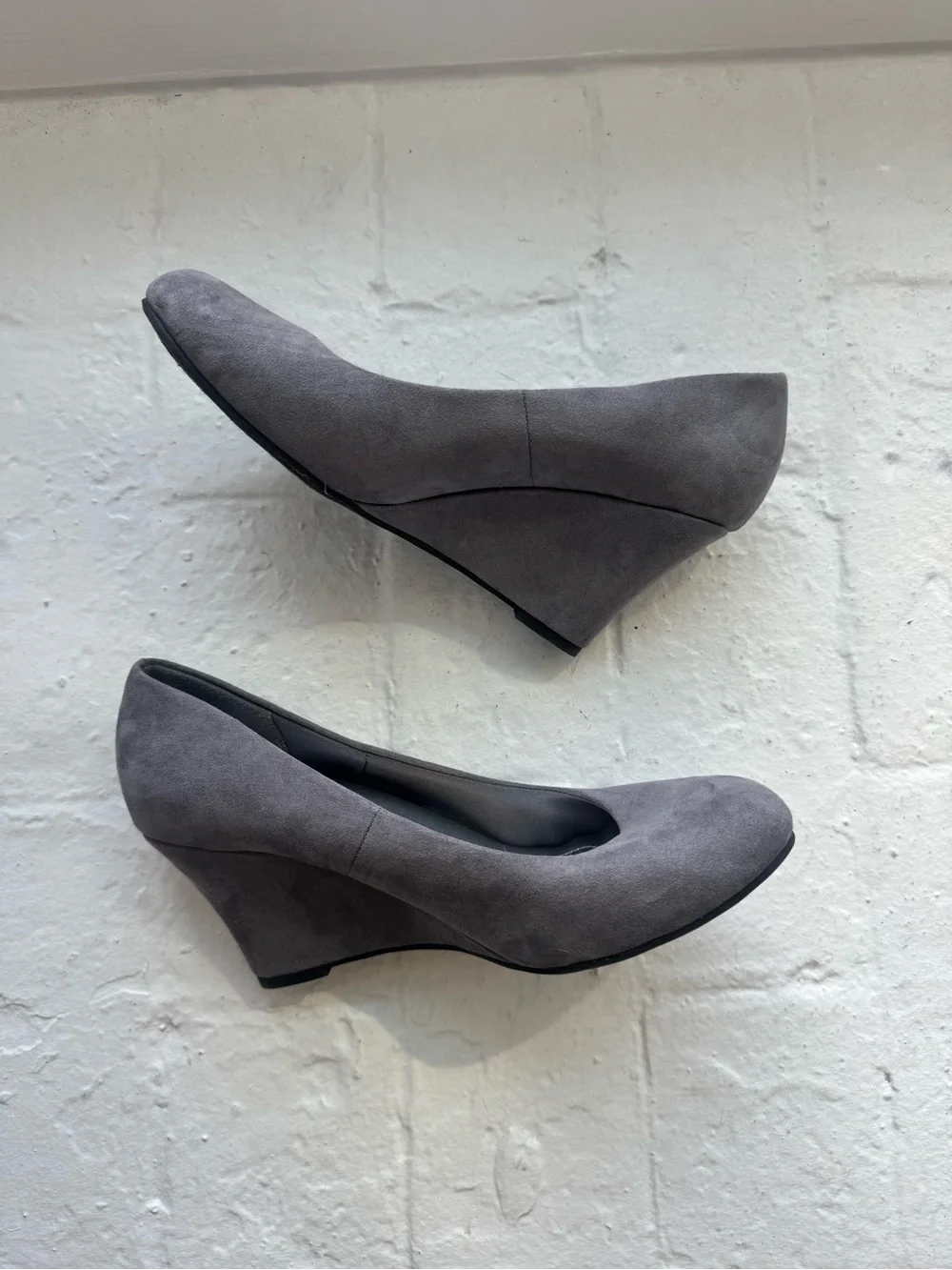 dexflex comfort grey suede